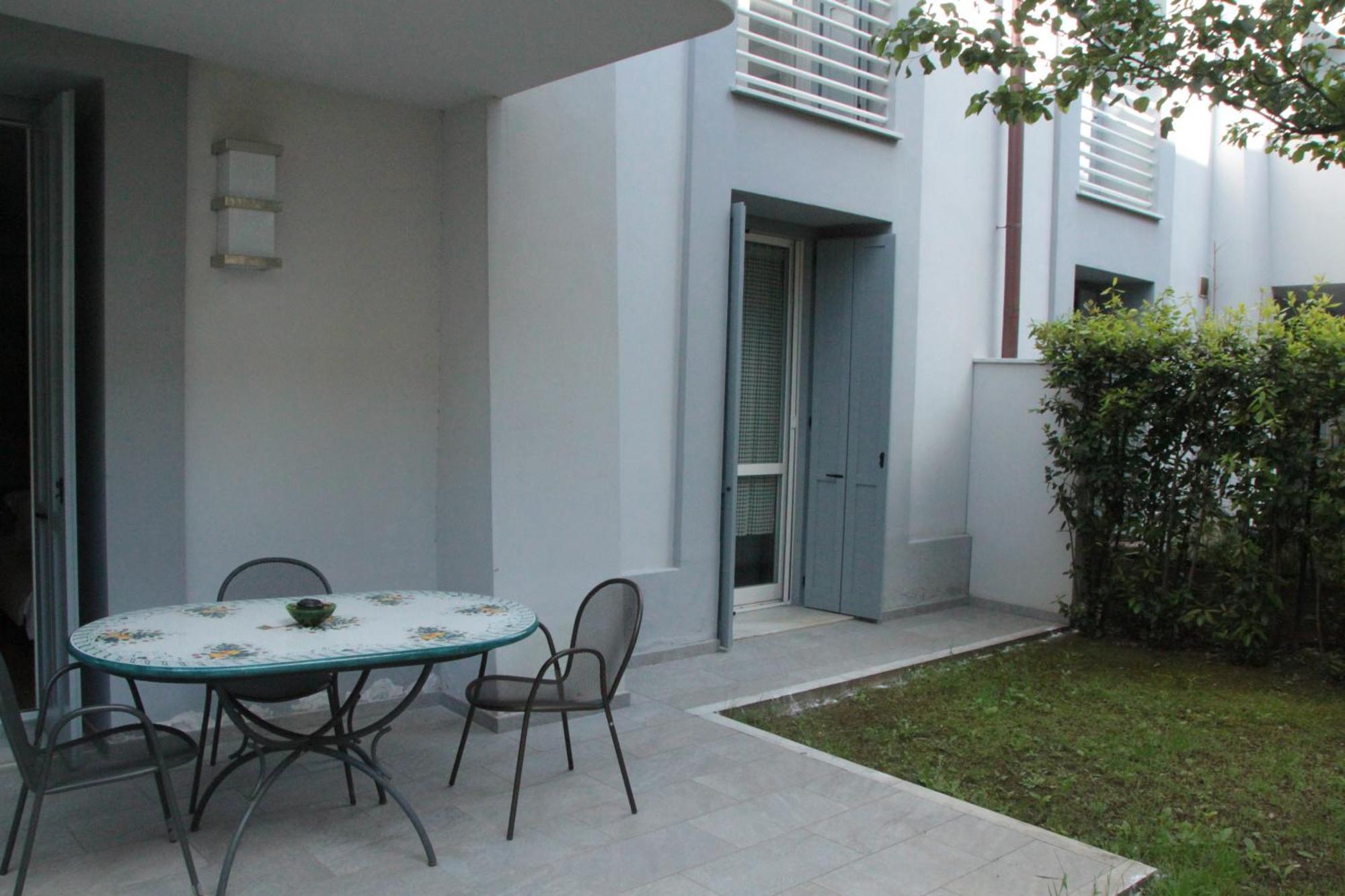 Apartment Downtown Florence, Moderno Con Giardino Exterior photo